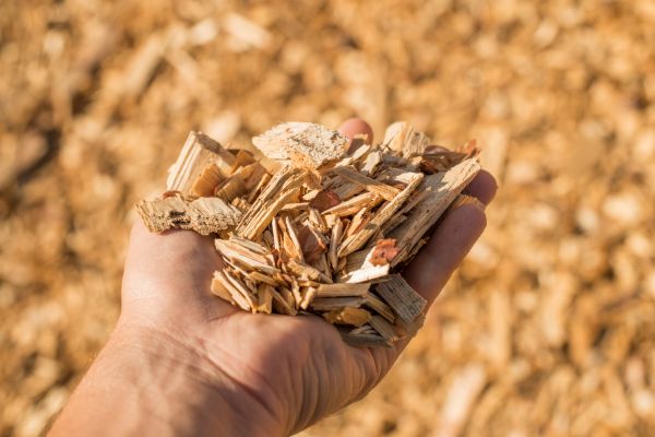 Wood Chips Spreading in Yakima