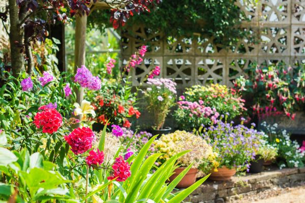 Spring Garden Maintenance in Yakima