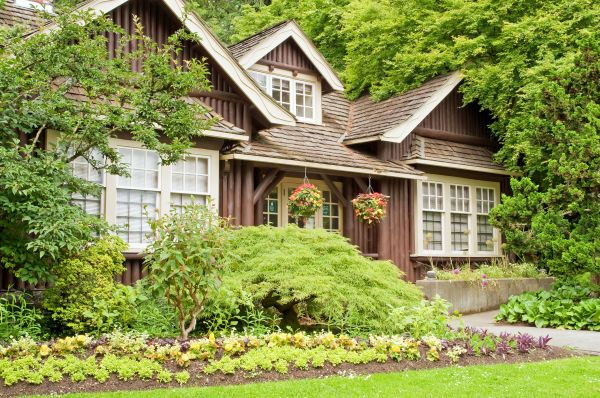 Log Home Landscaping in Yakima